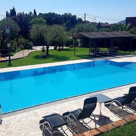 Albergo La Luna سارزانا المظهر الخارجي الصورة