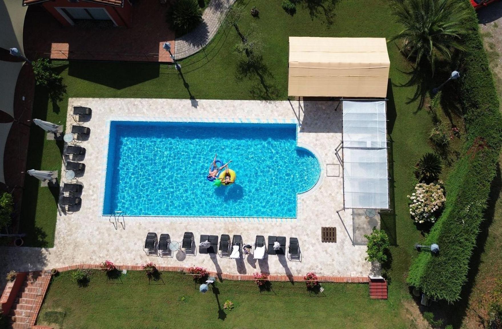 Albergo La Luna سارزانا المظهر الخارجي الصورة